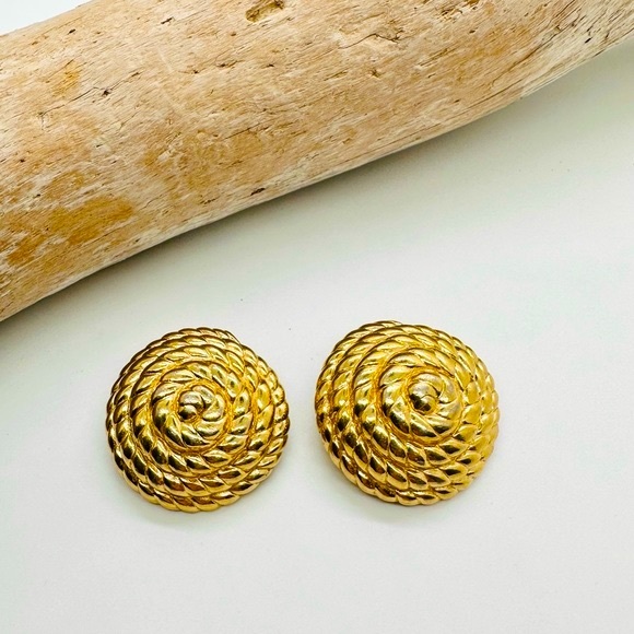 Vintage CINER Coiled Rope Earrings - Picture 1 of 16